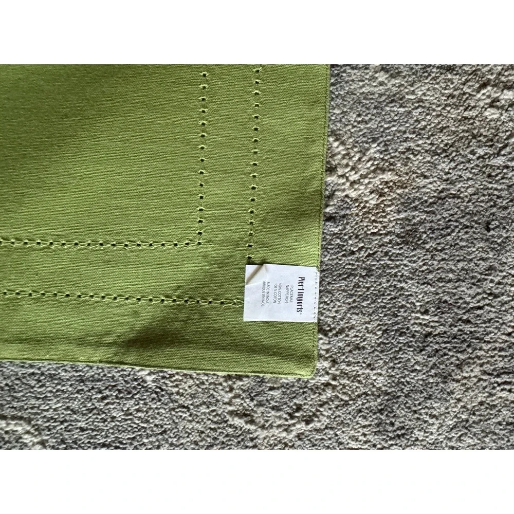 Pier 1 Imports Set Of Four Green Placemats